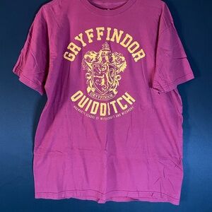 Harry Potter Gryffindor Quidditch Youth XL T-shirt